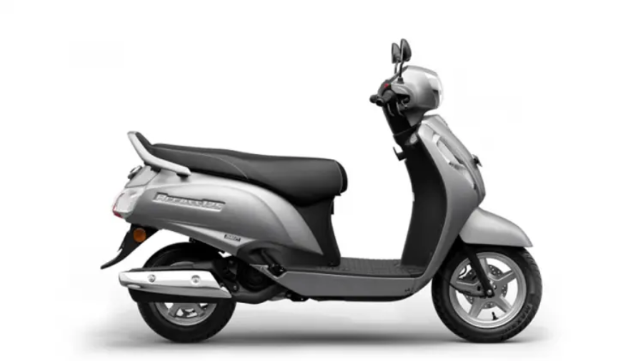 Suzuki Access 125 in Metallic Matte Platinum Silver | Muthoot Capital